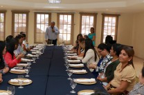 Ing. Adriano Martínez, Director del Centro Regional de Veraguas, agradeció a las secretarias por el dinamismo, la responsabilidad y la dedicación que muestran diariamente.