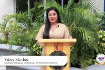 Estudiante Valery Esther Sánchez, egresa del Colegio Las Esclavas.