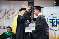 La ceremonia entregó diplomas a estudiantes de las carreras de ingenierías civil, eléctrica, industrial, mecánica, sistema y ciencias y tecnología.