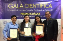 Estudiantes del Centro Regional de Panamá Oeste reciben reconocimiento en la Gala Científica.