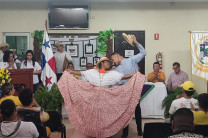 Presentación Cultural por estudiantes durante del Centro Regional 