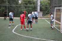 Acciones del primer partido de esta liga.