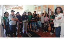 La actividad fue coordinada por la docente Milka De Gracia de Escobar y tuvo como objetivo fortalecer la formación profesional de los estudiantes mediante el acercamiento a tecnologías innovadoras y aplicaciones relacionadas con sistemas de geolocalización, análisis de datos e innovación tecnológica. La actividad fue coordinada por la docente Milka De Gracia de Escobar y tuvo como objetivo fortalecer la formación profesional de los estudiantes mediante el acercamiento a tecnologías innovadoras y aplicaciones relacionadas con sistemas de geolocalización, análisis de datos e innovación tecnológica.