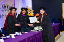 Librada Canto, estudiante del mayor índice académico en la ceremonia.