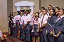 Estudiantes graduandos Los estudiantes graduandos tienen como meta continuar sus estudios a nivel superior.