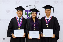 Estudiantes del Capítulo de Honor de la FIC.