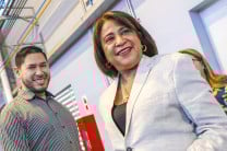 La Dra. Ángela Laguna, Rectora de la UTP.