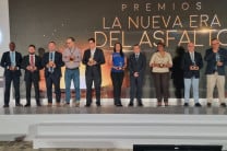 La consecución de ese premio reconoce el trabajo y dedicación del docente y su influencia como referente académico para generaciones de profesionales.