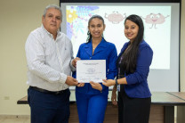 La presentación estuvo a cargo de la Mgtr. Areyla Moreno, psicóloga.
