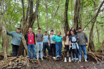 Se visitaron las instalaciones del Centro de Visitantes de la Tortuga Marina, el sendero de los manglares, la Finca Agroturística Canta Rana, la Molienda Doña Hilda y el vivero de tortugas marinas.