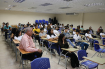 La actividad contó con la participación de docentes, personal administrativo y estudiantes de diversas facultades del Centro Regional, así como del Colegio Juan José Cánovas de Atalaya.