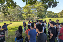 Visitaron el sitio arqueológico el Caño donde recorrieron los yacimientos arqueológicos del lugar.