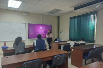 Se abordaron estrategias de protección de invenciones académicas, cómo gestionar los derechos en publicaciones, investigaciones y desarrollos tecnológicos.