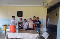 El grupo de estudiantes recibió instrucciones y orientación para definir la logística y atención a los participantes de la actividad.