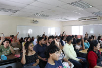 estudiantes de diferentes facultades en el workshop.