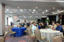 Personal de la UTP participa de conferencias 