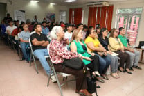 Participación de estudiantes y docentes.