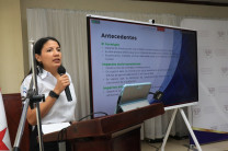 Dra. Yazmin Mack.