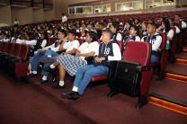 Estudiantes de VI año de diferentes escuelas participan de la Conferencia "Descubriendo Mi Futuro".
