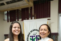 La Dra. Iveth Moreno y la Investigadora Juliana Manrique Córdoba 