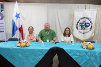 Dra. Iveth Moreno, Dr. Omar Aizpurúa, Dra. Lilia Muñoz.