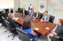 UTP firma convenio con JG Centroamérica.