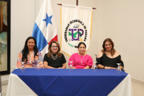 Dra. Victoria Serrano, Dra. Lilia Muñoz, Dra. Jessica Guevara, Mgtr. Taina Mojica.