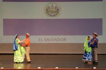 Presentación cultural de El Salvador.