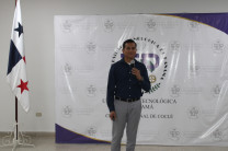 Expositor presencial, Ing. Julio Martínez, desarrollador senior, contratista de AMD 