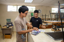 La jornada fue coordinada por la Unidad de Planificación de Programas y Proyectos (UPPP), bajo la responsabilidad del Ing. Rolando Mora De León, en articulación con la Unidad de Servicio Social Universitario (USSU), dirigida por el Mgtr. Luis Juárez, como parte de las acciones contempladas en el Programa de Seguridad y Salud Ocupacional (S&SO). La jornada fue coordinada por la Unidad de Planificación de Programas y Proyectos (UPPP), bajo la responsabilidad del Ing. Rolando Mora De León, en articulación con la Unidad de Servicio Social Universitario (USSU), dirigida por el Mgtr. Luis Juárez, como parte de las acciones contempladas en el Programa de Seguridad y Salud Ocupacional (S&SO).
