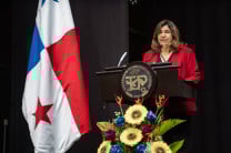Dra. Mirta Moore, Vicerrectora Academica.