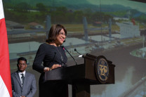 La Dra. Ángela Laguna, Rectora de la UTP.
