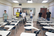 Durante estas jornadas, estudiantes voluntarios participaron en diversas labores de mantenimiento, entre ellas trabajos eléctricos, mantenimiento de equipos de aire acondicionado, pintura de salones, apoyo en la ampliación de pasillos y organización del almacén del Centro Regional.