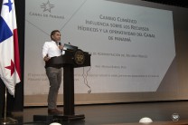 Mgtr. Ayax Murillo, de la ACP, durante su exposición.