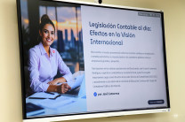 Las presentaciones de los expositores se realizó a través de  videos ilustrativos. 