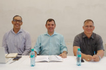 Jurados Mgtr. José Polo, Dr. Francisco Arango y Mgtr. Miguel López