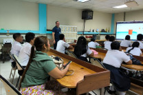 Estudiantes del Centro Educativo Bilingüe de Finca 32.