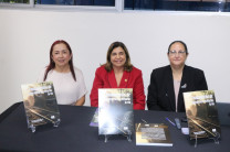Dra. Iveth Moreno, Dra. Mirtha Moore y Dra. Aranzazu Berbey Álvarez