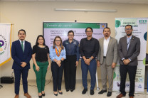 Los doctores Dafni Mora y Miguel Chen (centro), junto a autoridades de la UTP, SENACYT y el CEMCIT AIP.