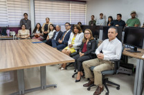 Invitados al evento. Estudiantes y autoridades de la UTP y el MIVIOT.