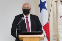 Dr. Orlando Aguilar, Decano de la FIM.