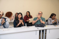 Los estudiantes beneficiados con el programa compartieron sus testimonios como beneficiados