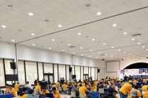 Estudiantes del Centro Regional de Panamá Oeste, participan de la mesas de trabajo del Hackathon 2023.