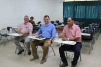 Mgtr. Miguel López, Dr. Francisco Arango y Mgtr. Carlos González.