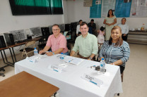 Mgtr. Yaneth Gutiérrez, Dr. Francisco Arango y Mgtr. Miguel López, profesores jurados