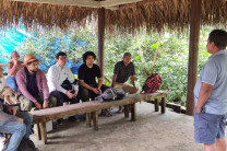 Dr. Miguel Salceda González visita comunidad beneficiada con la investigación.