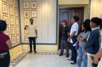 Gira al Ministerio de Gobierno. 