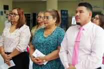Administrativos. Administrativos.