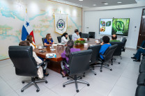 Presentación de video Natura En la reunión se presentó un video de lo que es Natura
