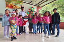 Niños de la comunidad. Niños de la comunidad